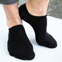 Osnovne crne kratke nazuvice