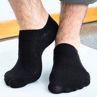 Osnovne crne kratke nazuvice