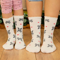 Čarape sa mašnicama i srcima