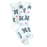 Socks with bows and hearts