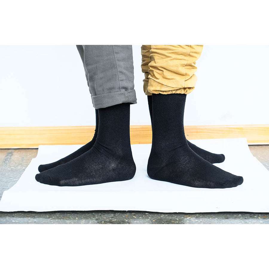 Jednobojne crne čarape muškarci