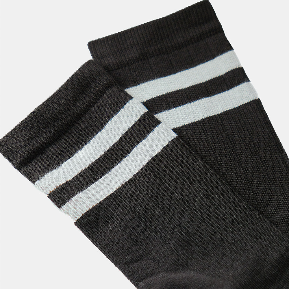 Crne čarape sa dve pruge