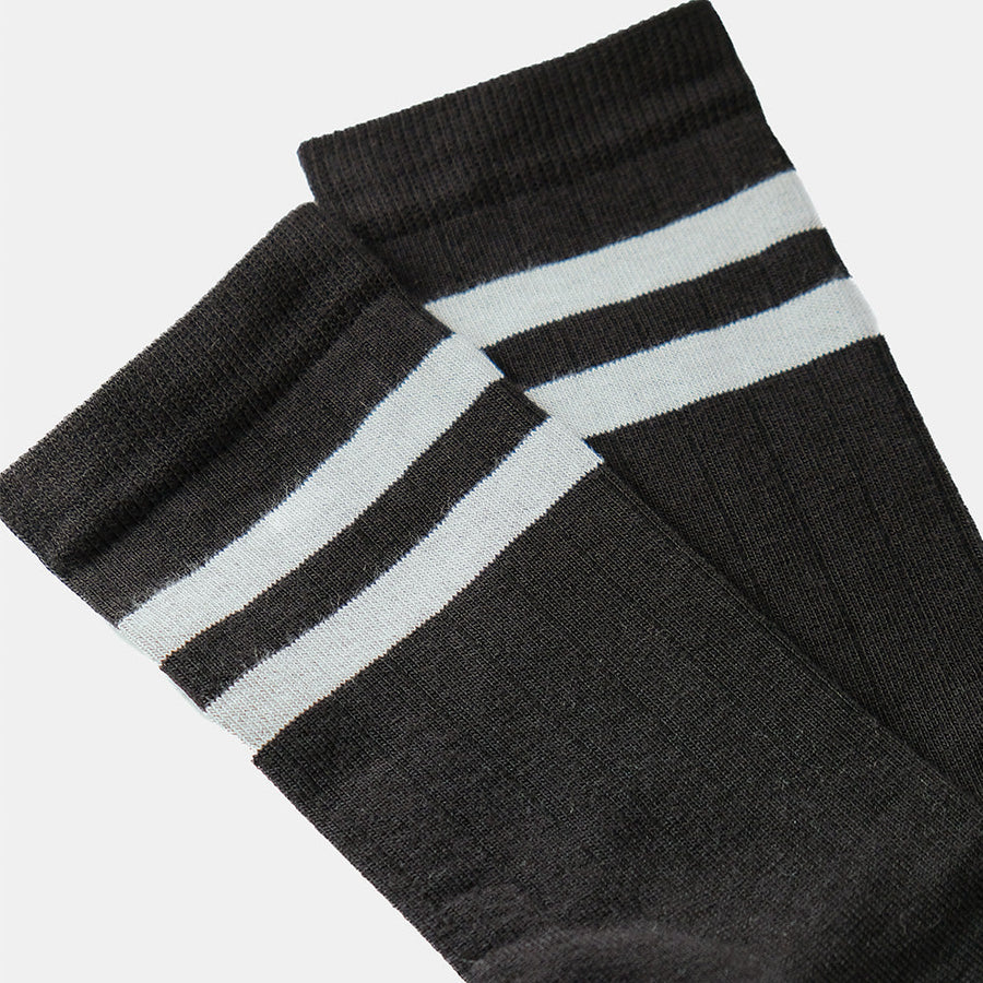 Crne čarape sa dve pruge