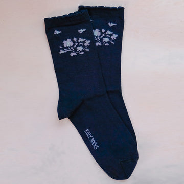 Cvetne teget čarape