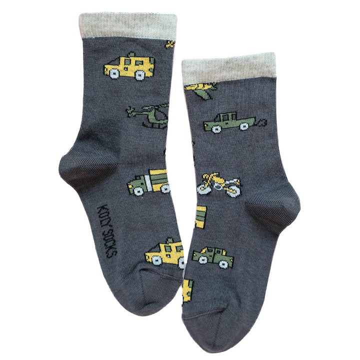 Autići kamioni avioni čarape